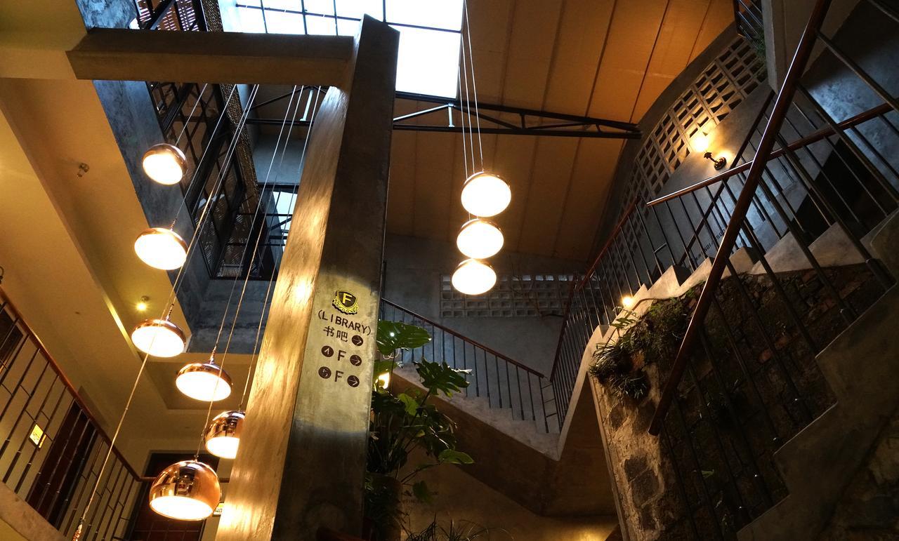 Fanli Hotel Yangshuo West Street Guilin Exteriör bild