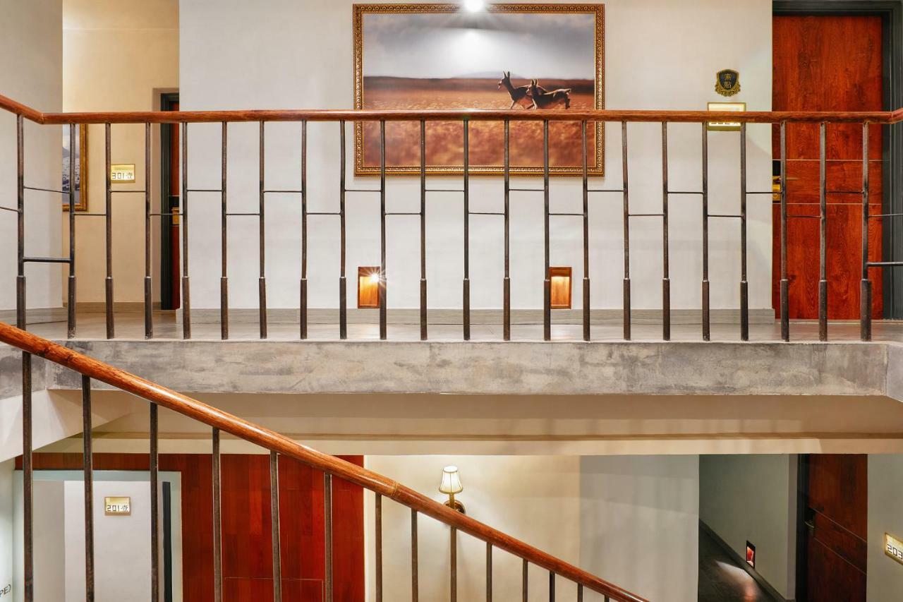 Fanli Hotel Yangshuo West Street Guilin Exteriör bild